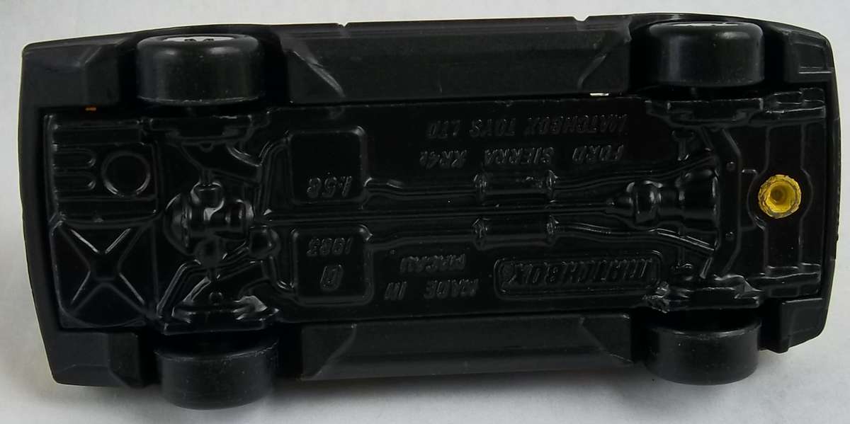 MATCHBOX Lesney Superfast Ford Sierra Vintage 1990's Made in Macau Near Mint Solid Die Cast