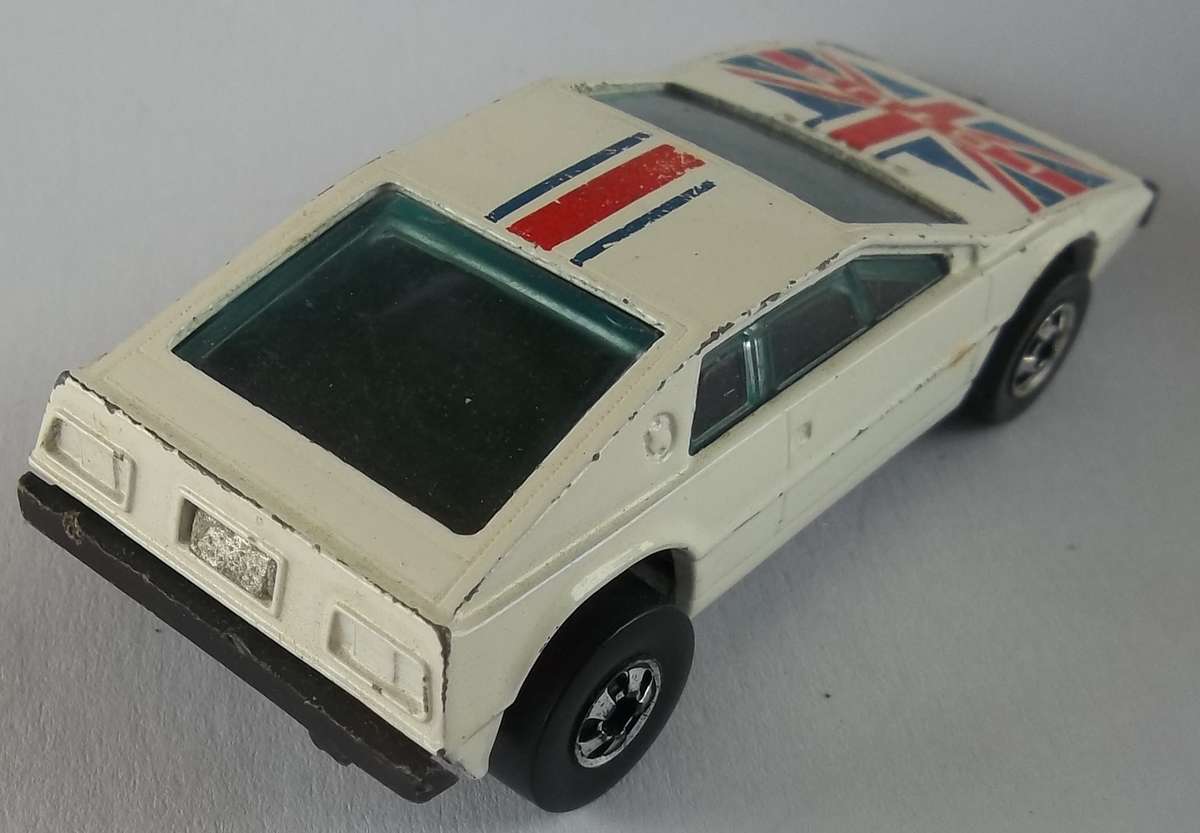 Hot Wheels Royal Flash Lotus Esprit HOTWHEELS Model Similar Scale to Matchbox VINTAGE 1978