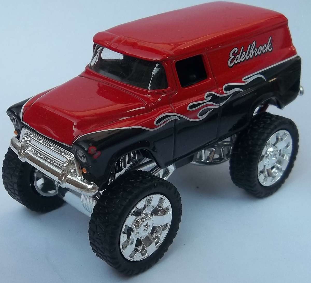 Jada Toys 1957 Chevrolet Suburban Monster Truck  Measures 8cm long with Rubber Tyres Like Matchbox
