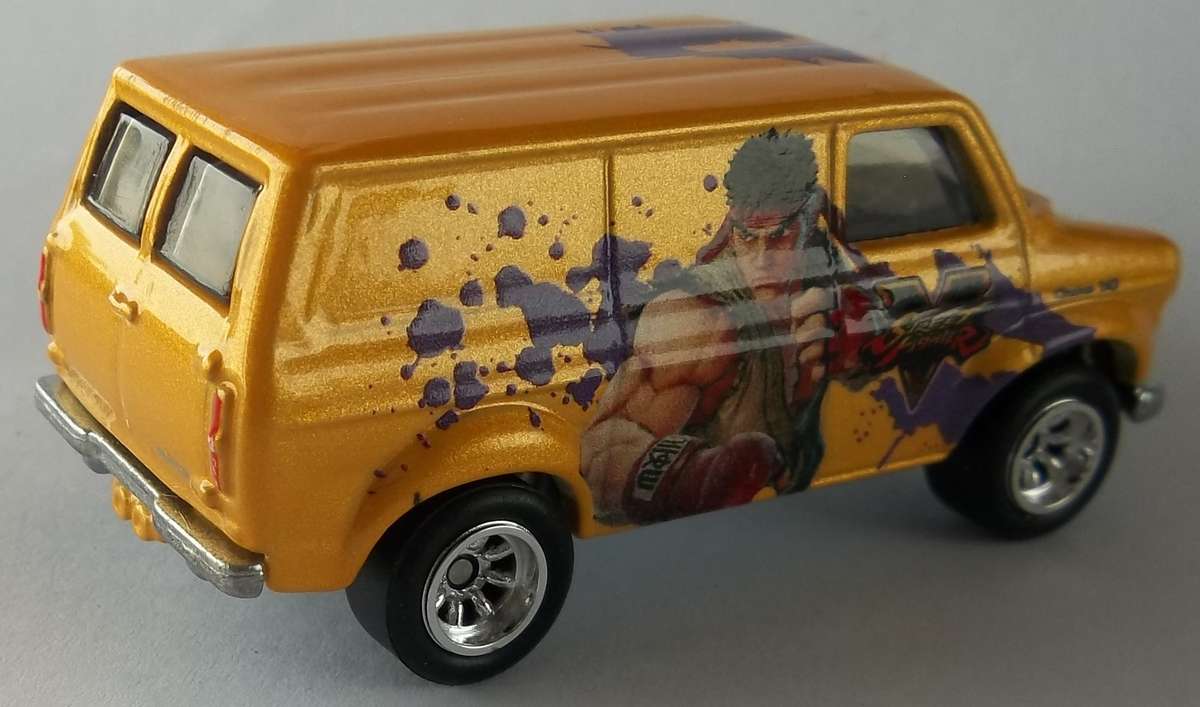 Hot Wheels Real Riders Ford Transit Super Van HOTWHEELS Rubber Tyres Like Matchbox Street Fighter