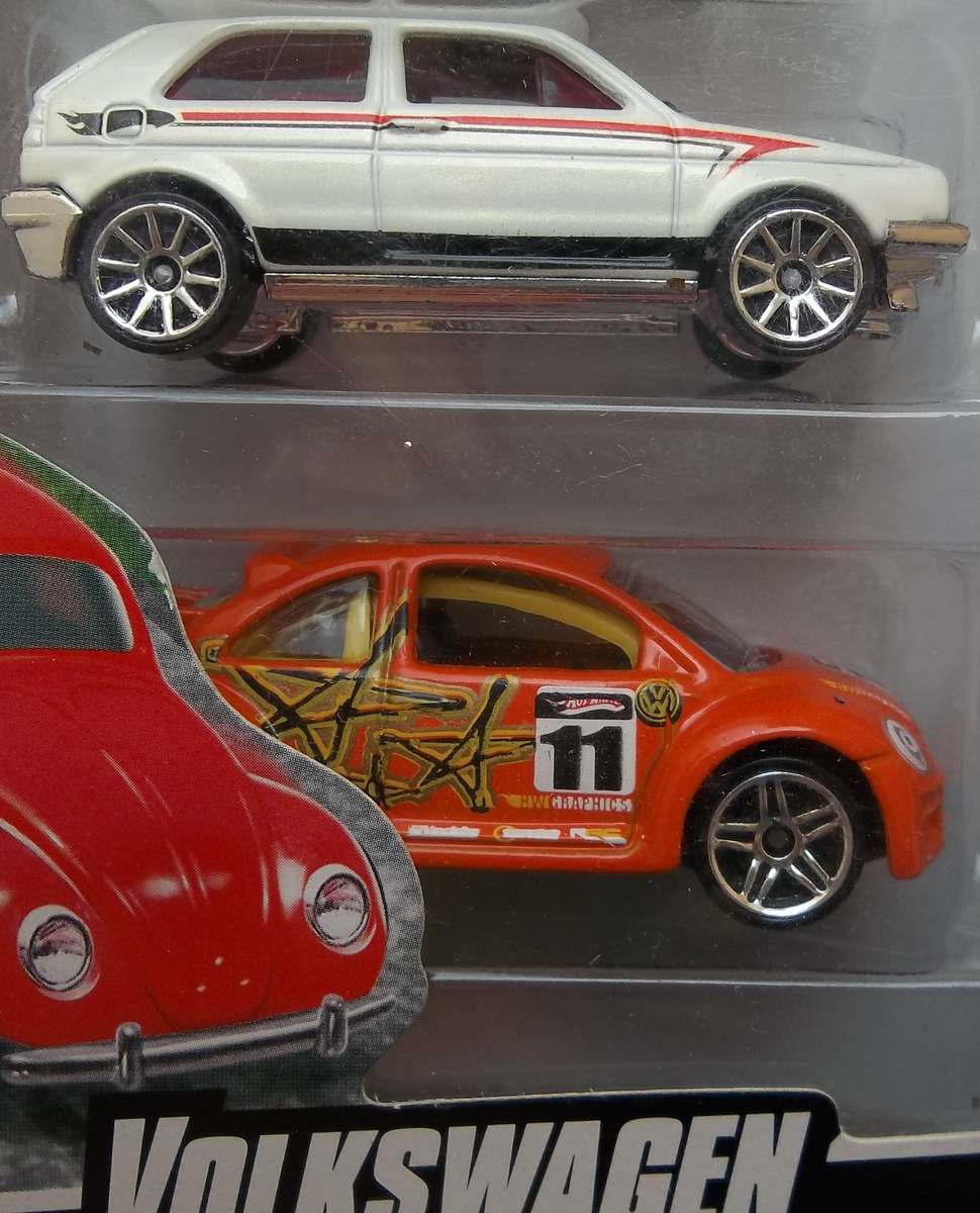 HOT WHEELS VOLKSWAGEN 5 Car set Sealed VW Golf , Beetle, New Beetle Cup , Golf GTI , Baja Beetle