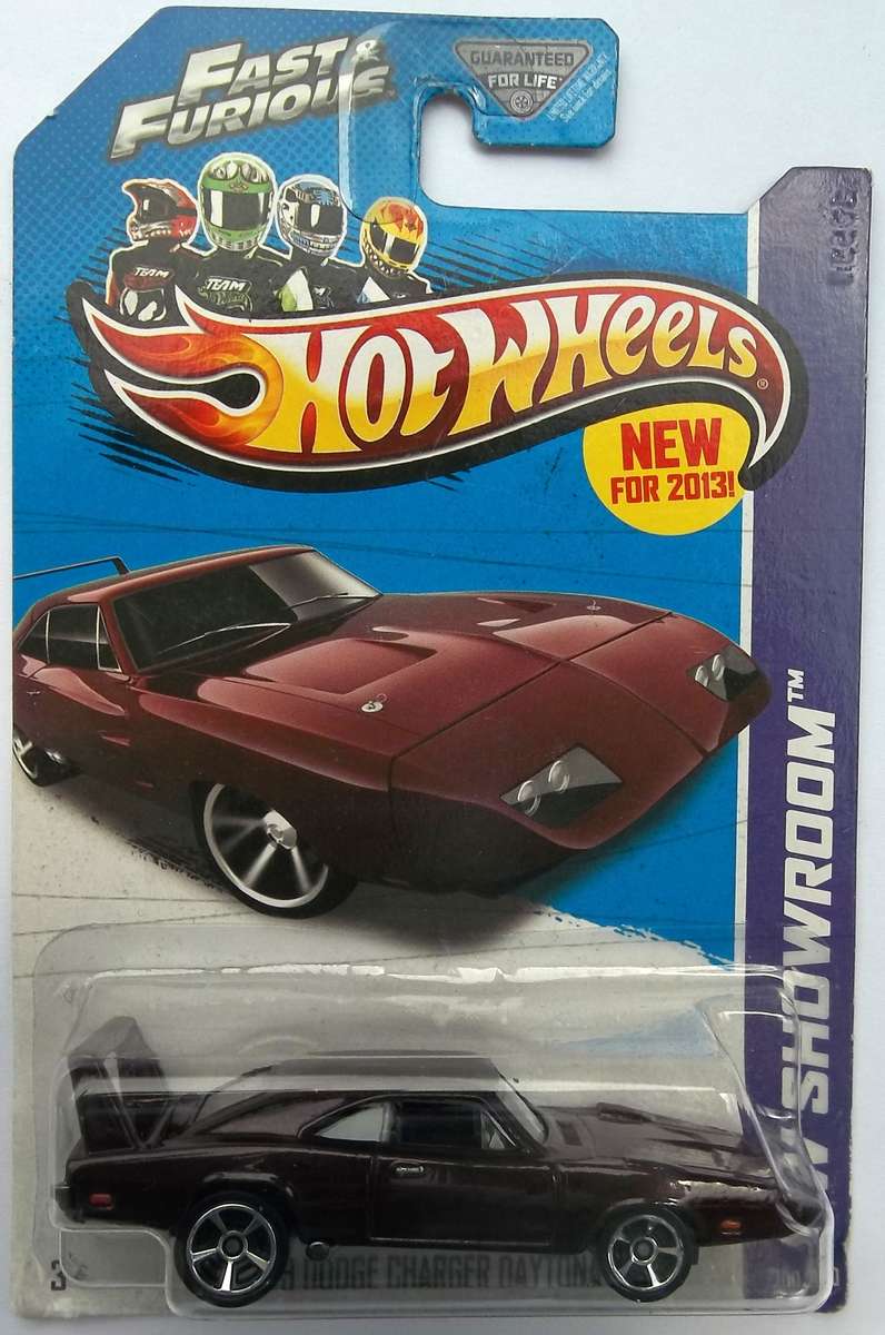 Hot Wheels FAST & THE FURIOUS SHOWROOM  1970 Dodge Charger Daytona HOTWHEELS Similar to Matchbox