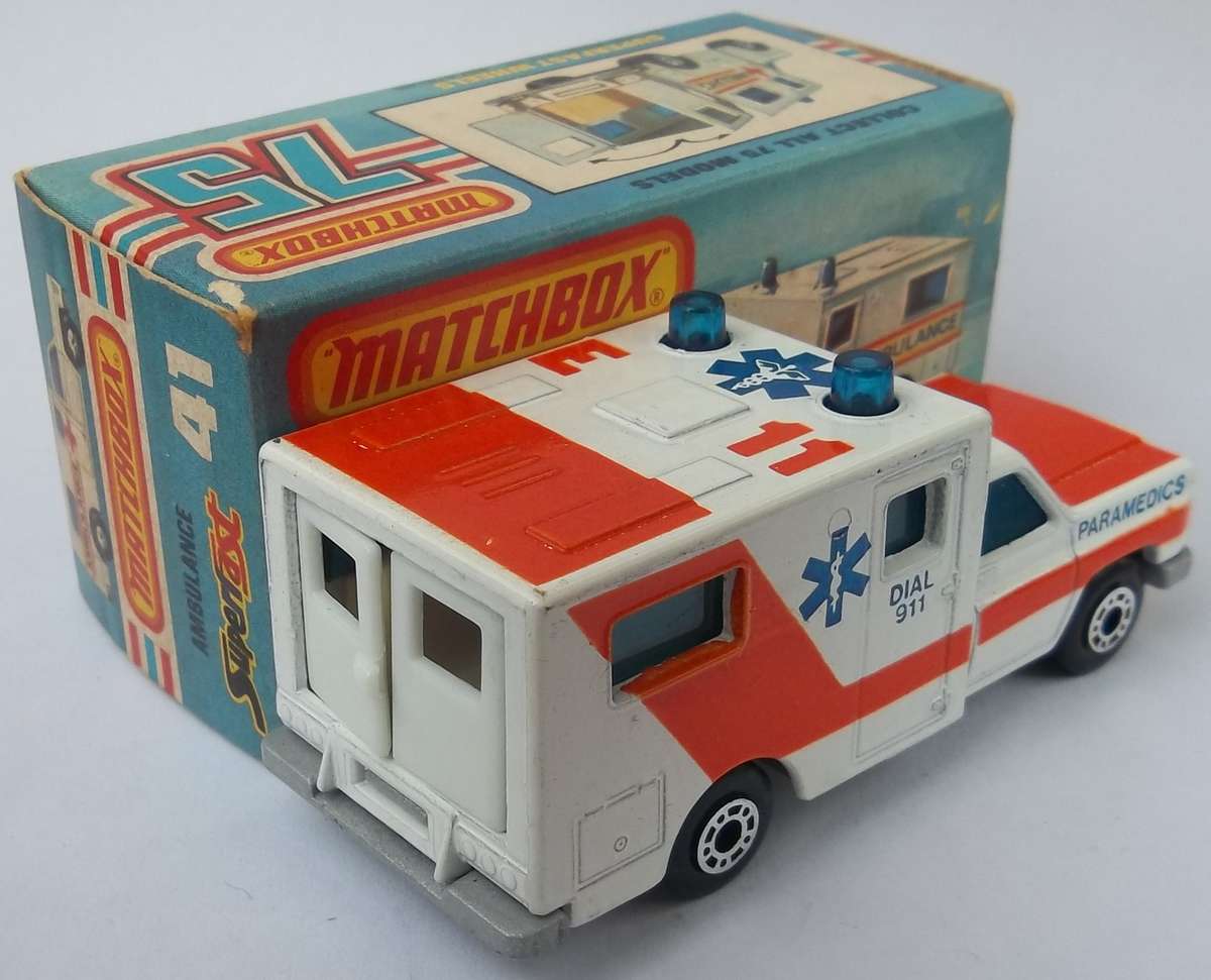 MATCHBOX Lesney Superfast #41 Ambulance BOXED Made in England Die cast Model