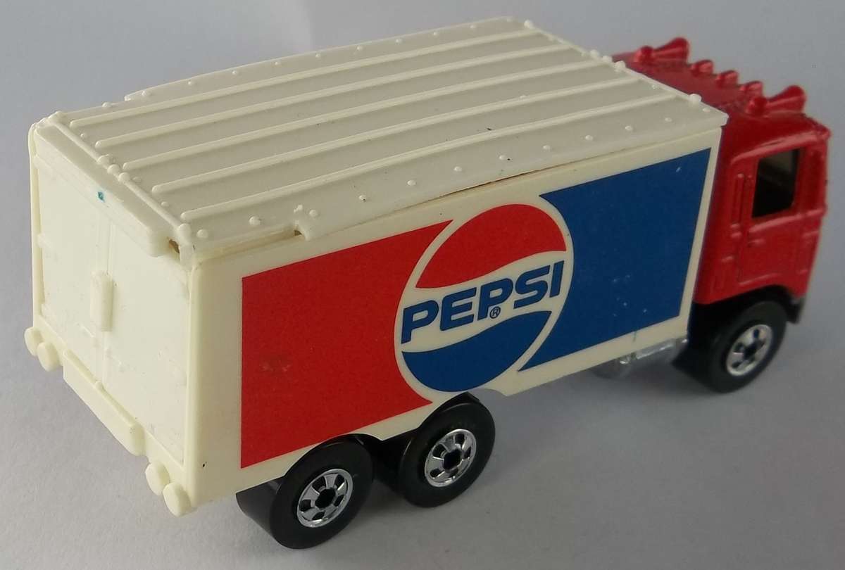 Hot Wheels Pepsi Truck  Made in 1979 HOTWHEELS VINTAGE MODEL Similar scale to Matchbox