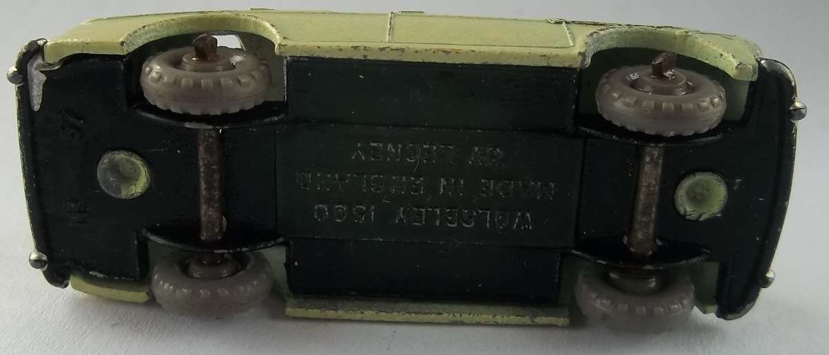 MATCHBOX Lesney 1-75 Series Regular Wheels MOKO #57 Wolseley 1500 Made in England Model car