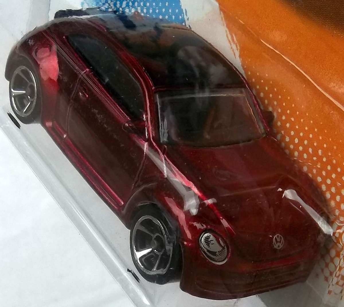 Hot Wheels 2012 Volkswagen VW Beetle Made in 2012 HOTWHEELS Model Similar Scale to Matchbox