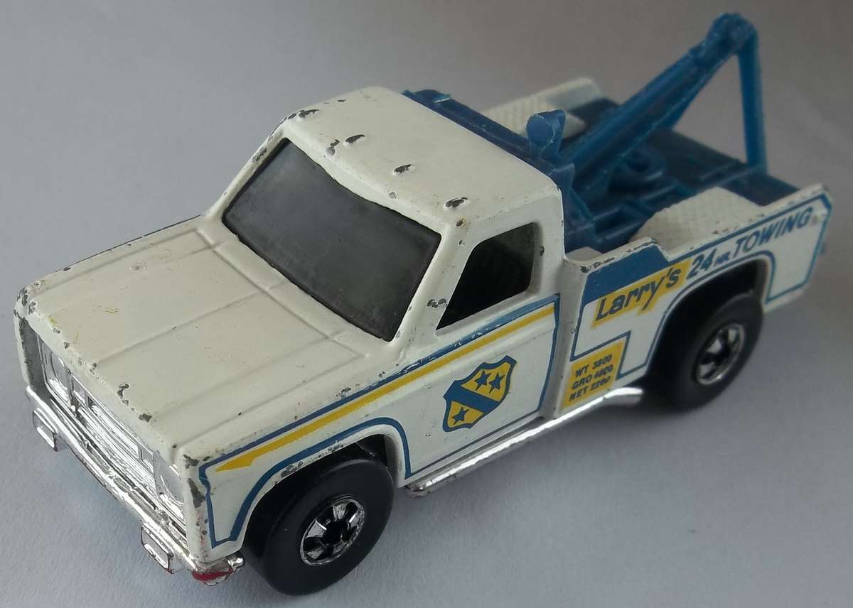 Hot Wheels Ford Tow Truck 1974 VINTAGE HOTWHEELS like Matchbox Retro Wheels