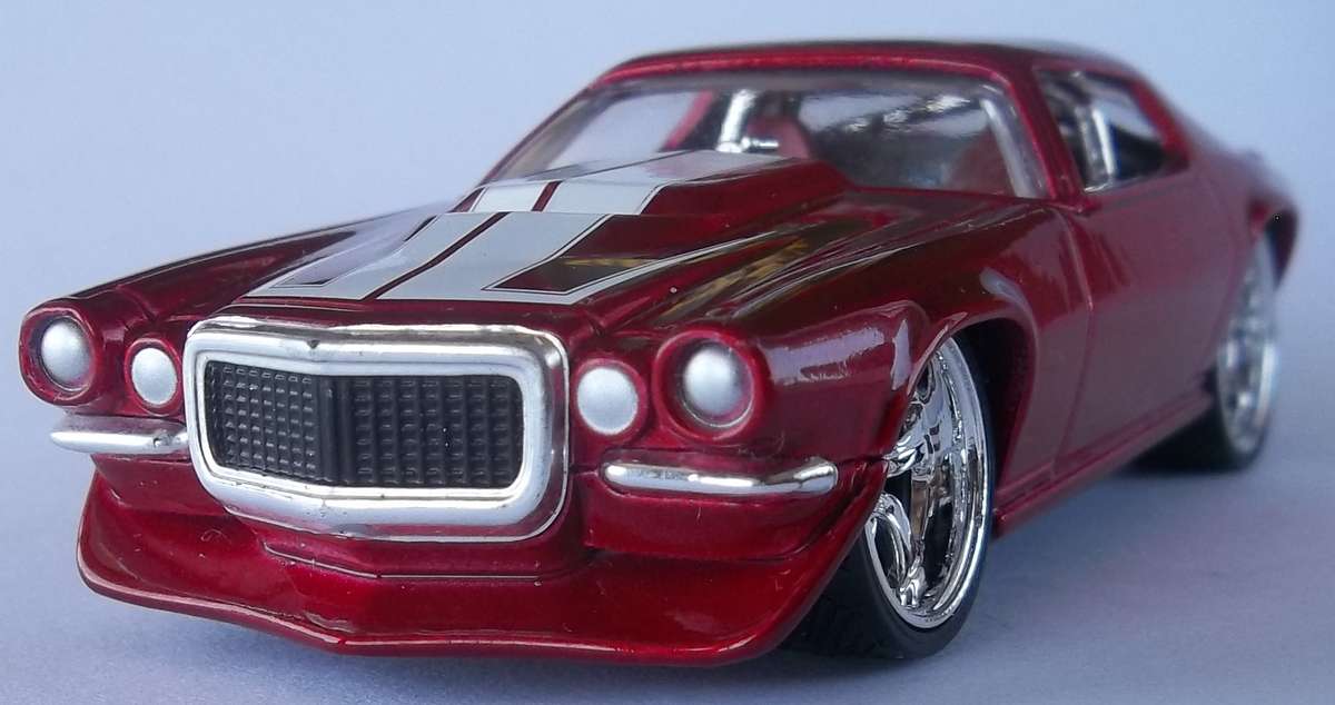 Hot Wheels 1/43 LARGER 1970 Chevrolet Camaro RUBBER TYRES  Detailed Interior Hotwheels MATCHBOX