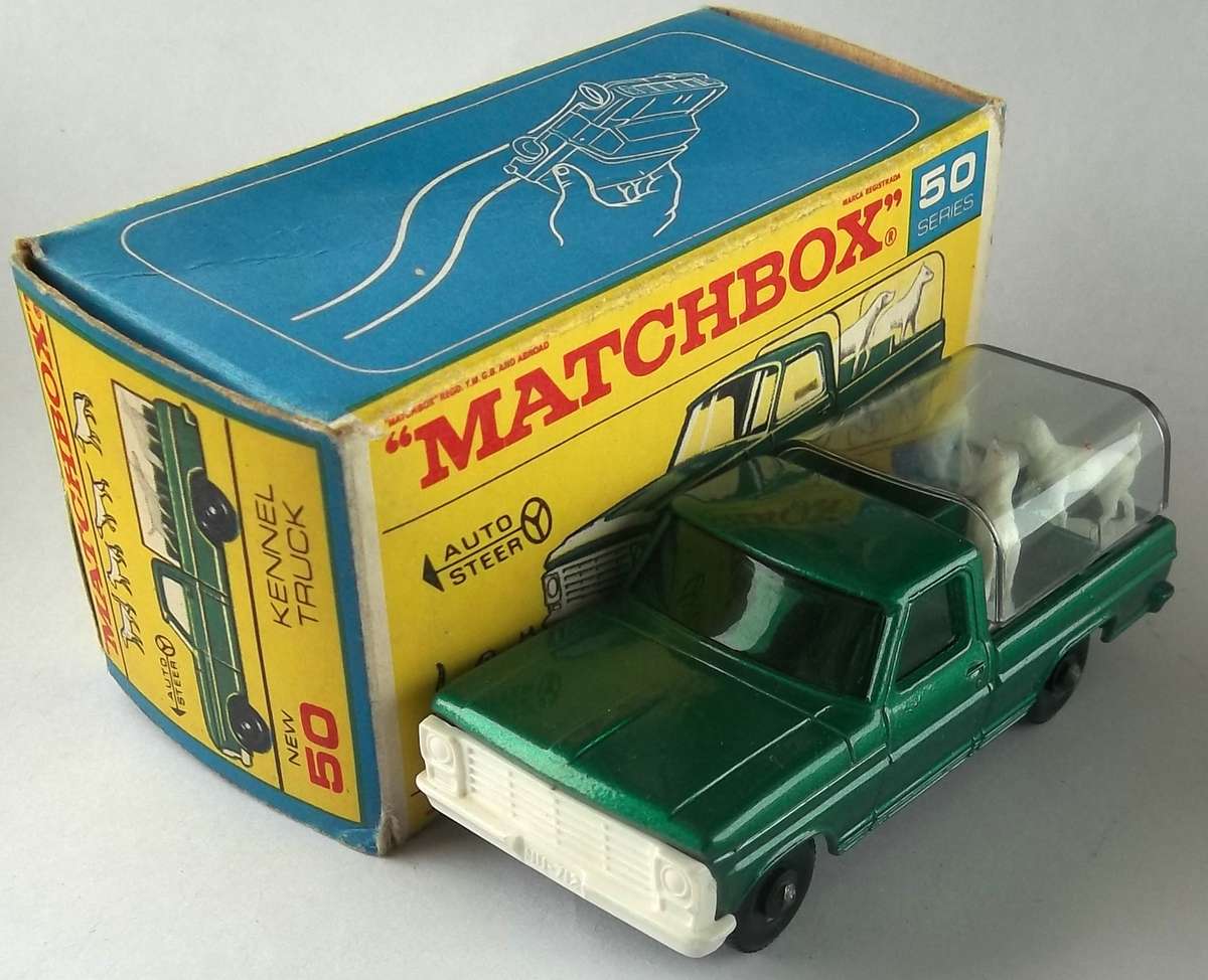 MATCHBOX Lesney 1-75 SERIES REGULAR WHEELS #50 FORD Kennel Truck Made in England 1969 BOXED MODEL