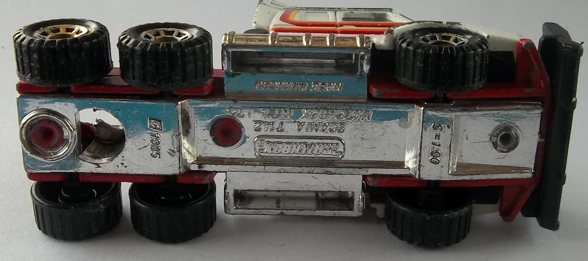MATCHBOX Scania 142 Truck Horse  RARE MODEL 1985 Vintage Model
