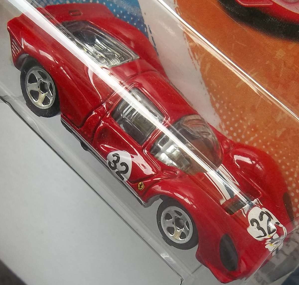 Hot Wheels HW Garage Ferrari P330 P4 Similar scale to Matchbox Made in 2013
