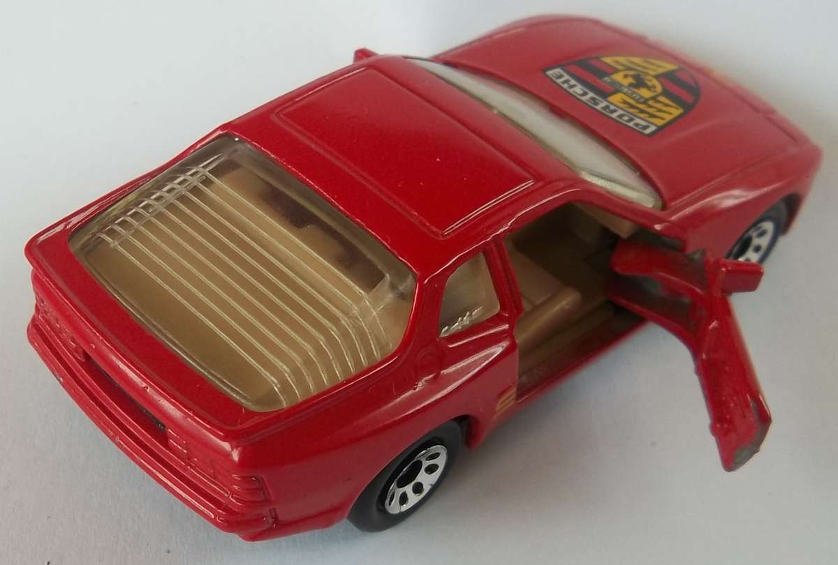 Matchbox Porsche 944 Turbo Made in 1987 Mint condition opening doors Vintage Macau