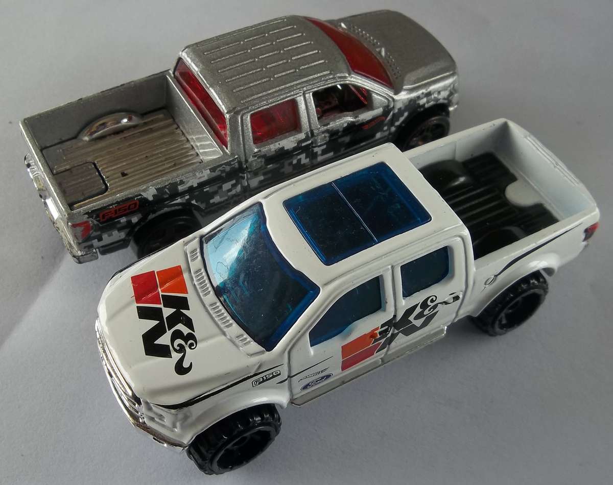 Hot Wheels Collection of (9) FORD F-150 Bakkies (1 Raptor) HOTWHEELS Matchbox scale Model Car Cars