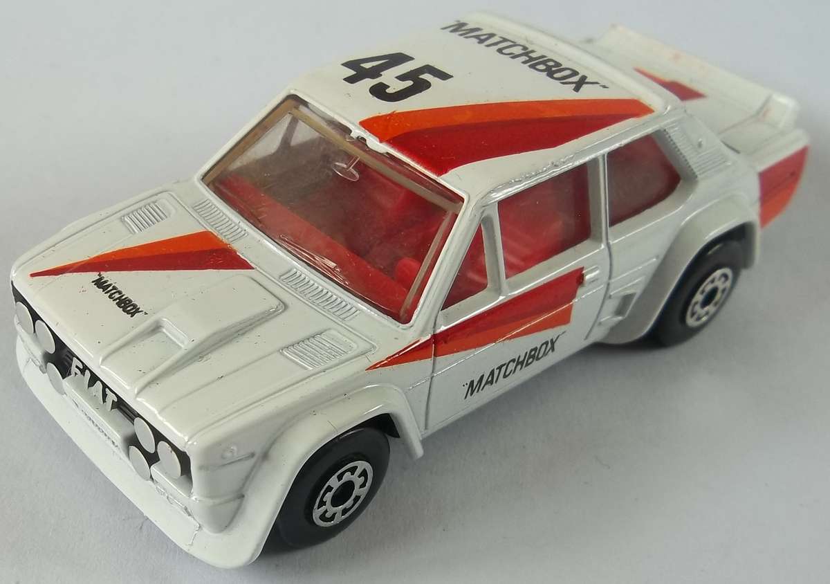Matchbox SUPERFAST #9 Fiat Abarth Made in England 1982 VINTAGE Model Car