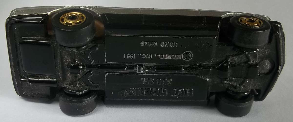 Hot Wheels Wind 380 SEL Matchbox Scale Model Car Made in 1981 Vinage Model HOTWHEELS