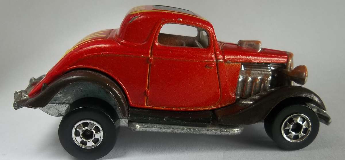 Hot Wheels Hot Rod Ford HI-RAKER Matchbox Scale Model Car Made in 1979 Vinage Model HOTWHEELS