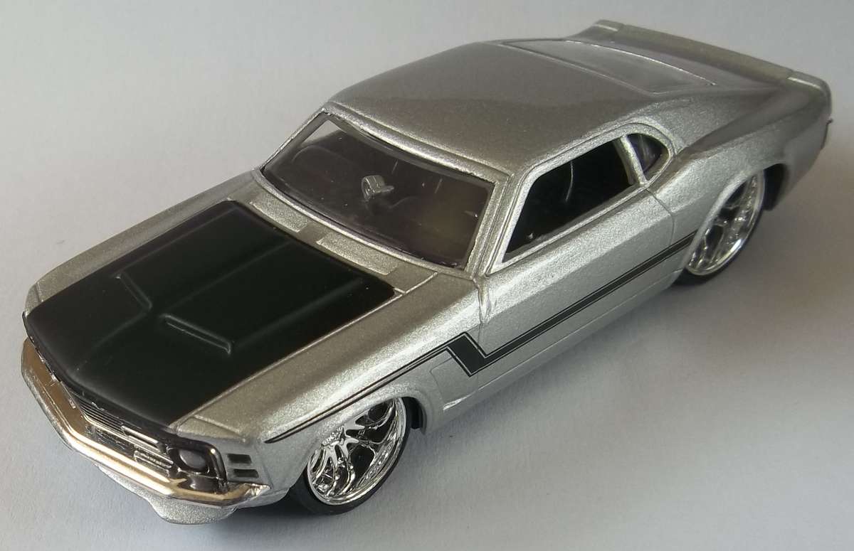 Hot Wheels 1/43 LARGER Scale 1970 Ford Mustang RUBBER TYRE Detailed Hotwheels MATCHBOX