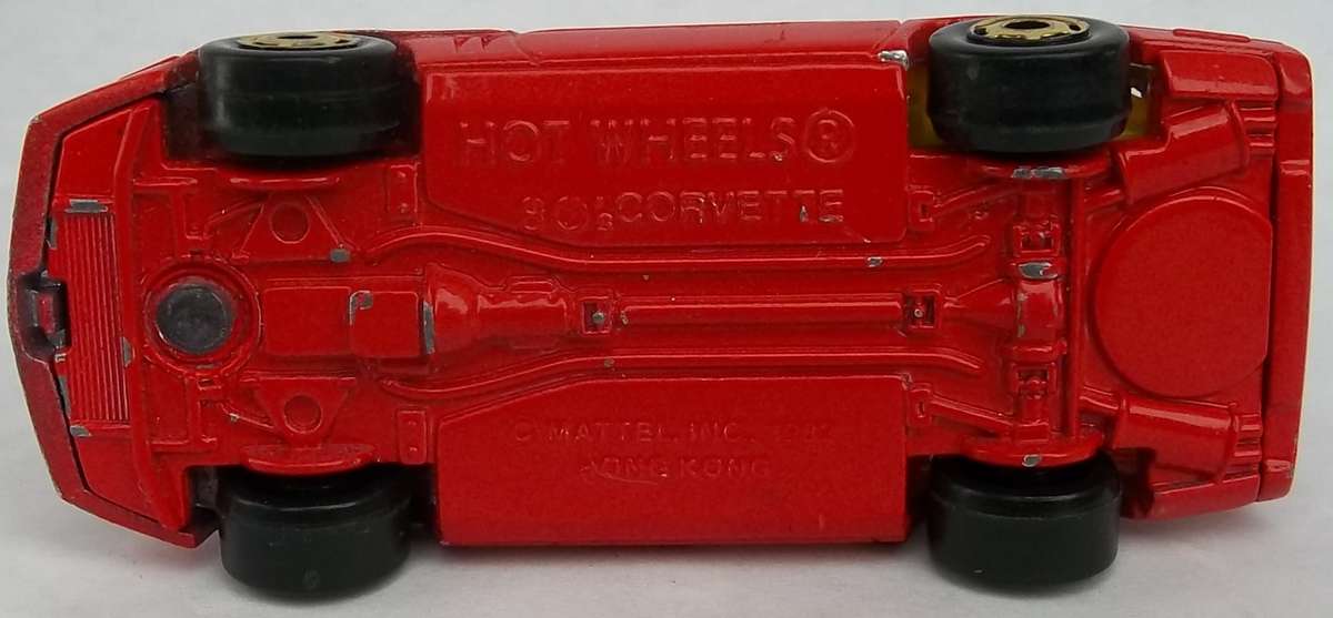 Hot Wheels 80's Corvette Made in the 1980's Vintage Model Similar scale to Matchbox HOTWHEELS