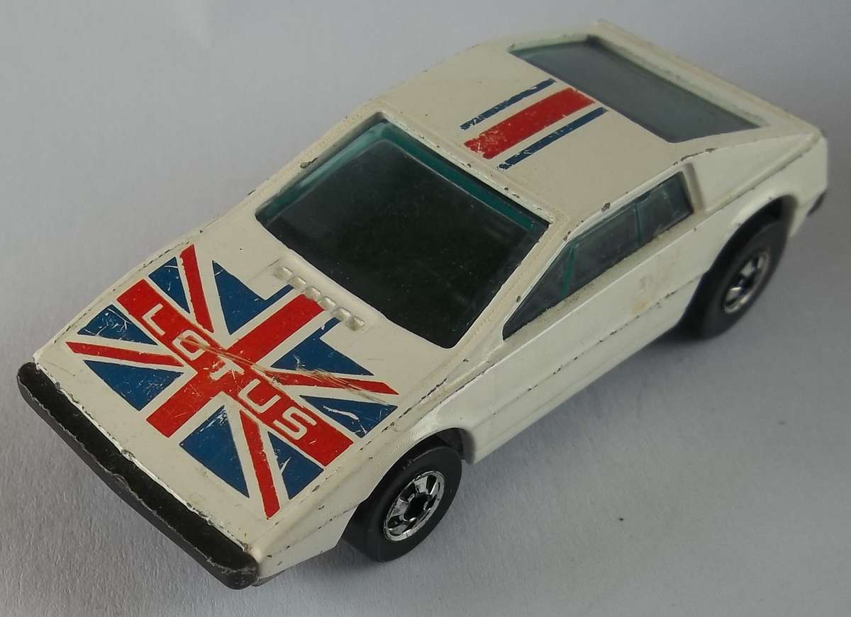 Hot Wheels Royal Flash Lotus Esprit HOTWHEELS Model Similar Scale to Matchbox VINTAGE 1978