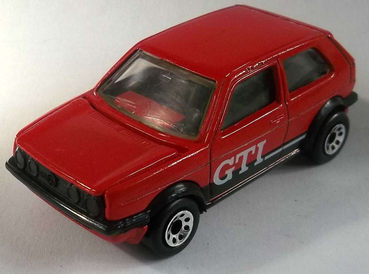 MATCHBOX Lesney Superfast Volkswagen Golf GTi Made in Macau 1985 Vintage Car