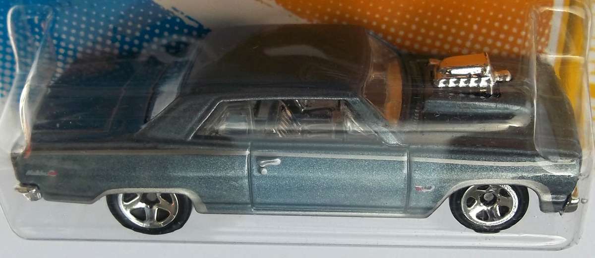 Hot Wheels 1964 Chevy Chevelle Made in 2012 HOTWHEELS Similar Scale to Matchbox