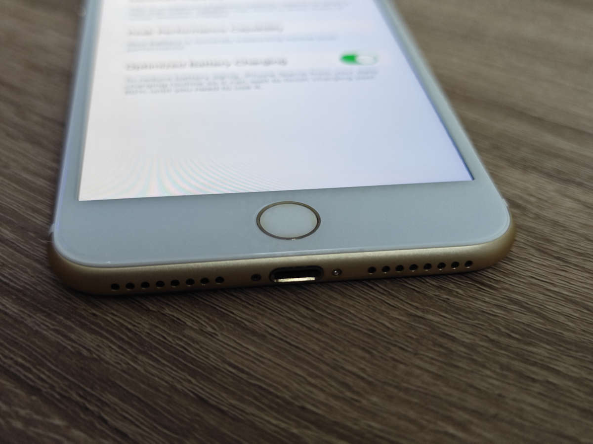 iPhone 7 Plus 128GB Gold (Refurbished)