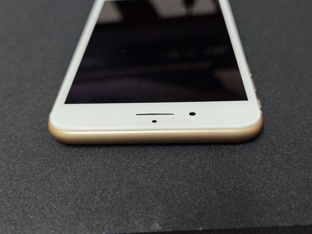 iPhone 7 Plus Gold 128GB - REFERBISHED