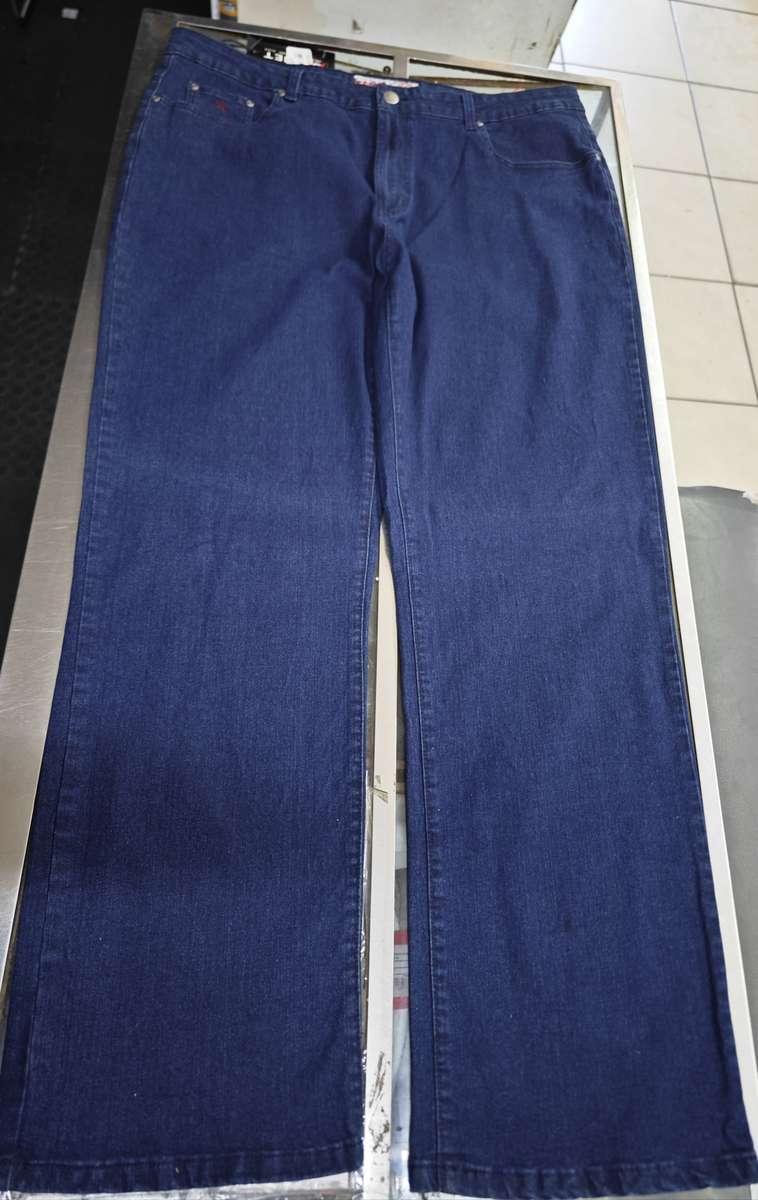 SOVIET INDIGO DENIM JEANS SIZE 40