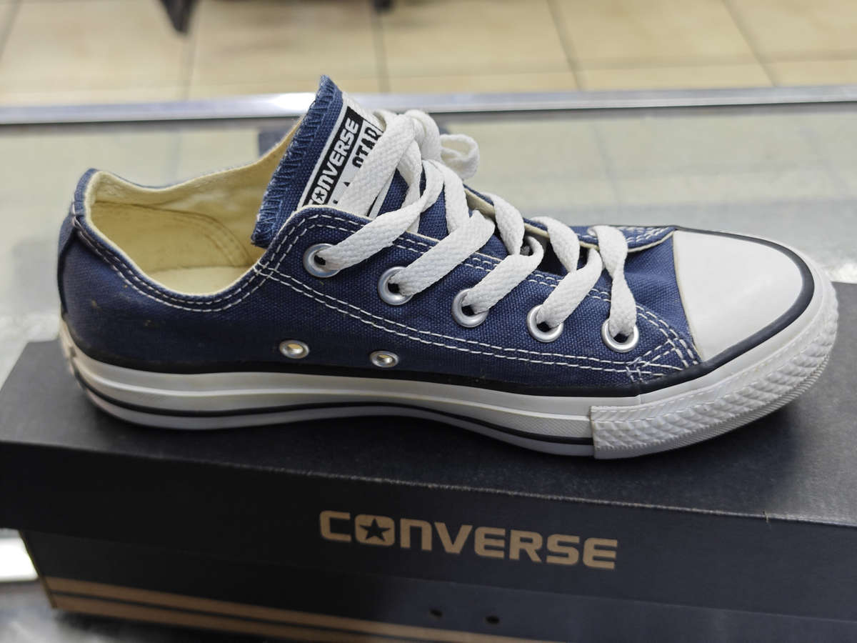 CONVERSE ALL STAR NAVY JUNIOR SNEAKERS