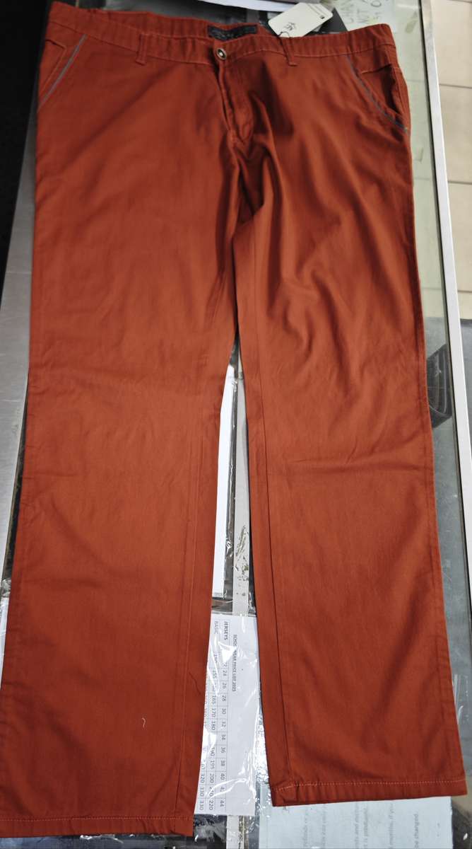 KG Cotton Chino Size 42