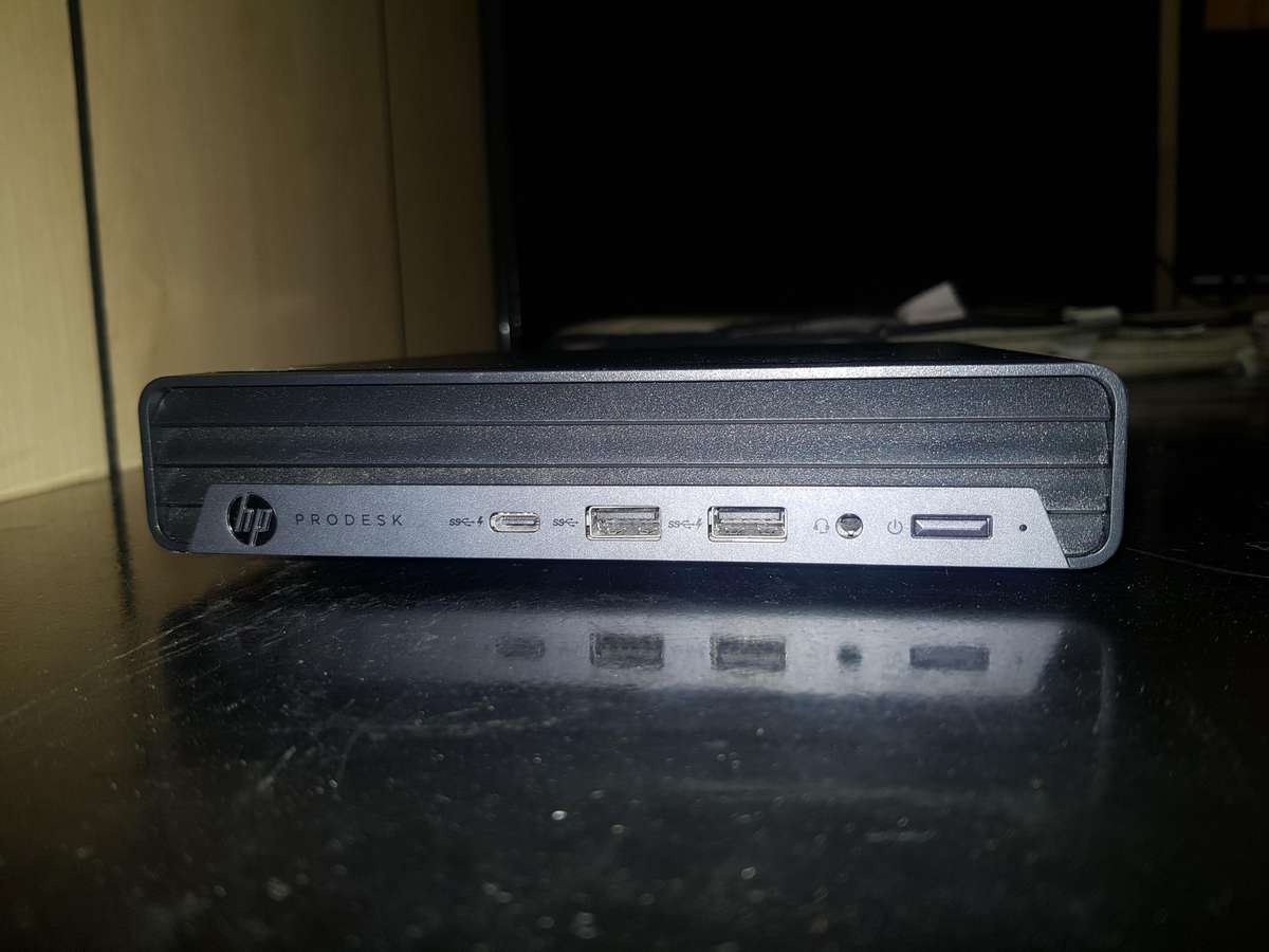 HP Prodesk 400 G6 | i5 10th gen | 8GB DDR4 Ram | Windows 11 | warranty 2 years | R5400 |