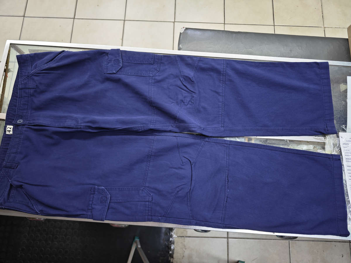 JOHNSON NAVY PANTS (Size 42)