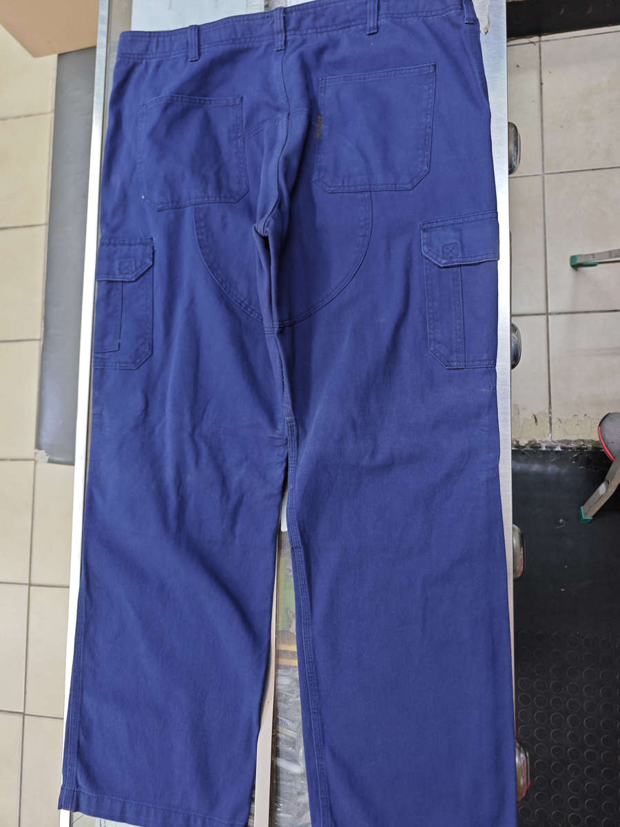 JONSSON NAVY COTTON PANTS (SIZE 42)