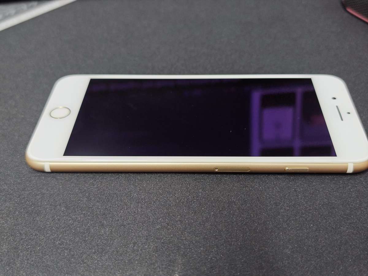 iPhone 7 Plus Gold 128GB - REFERBISHED