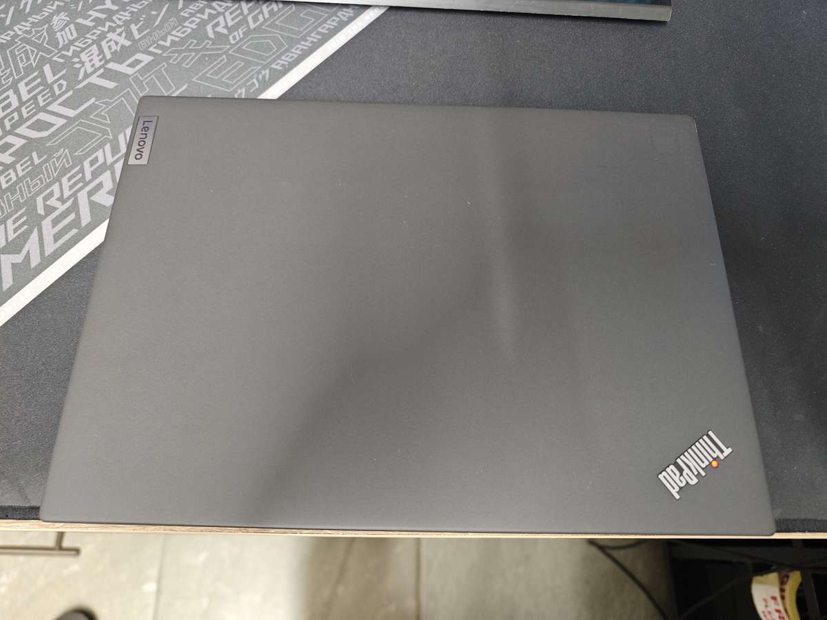 Lenovo ThinkPad T14s Gen 3 Touchscreen Laptop | 12th Gen i5 / 14' FHD / 16GB RAM / 256GB SSD