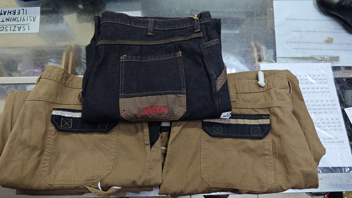 Lot of 3 Jonsson cargo pants size 48