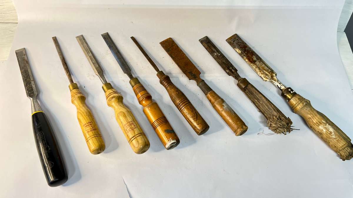 8 chisels