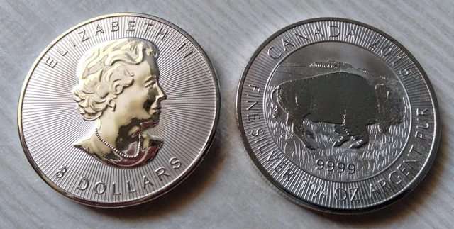 8 DOLLARS 2015 CANADA SILVER PLATED COIN BUFFALO Elizabeth II queen
