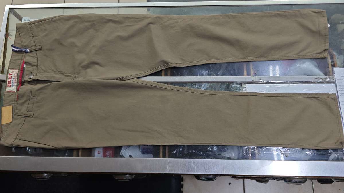 SOVIET COTTON CHINOS (SIZE 36)