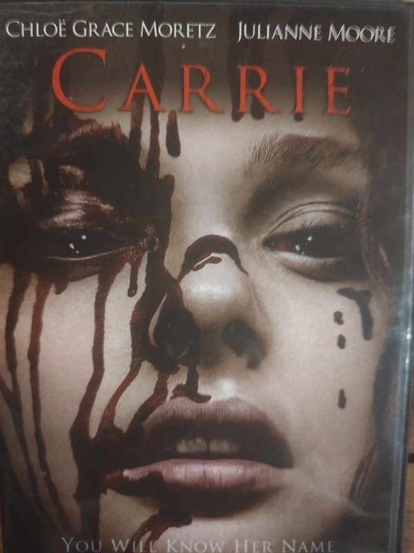 Carrie : Kimberly Peirce : Horror / Drama : DVD