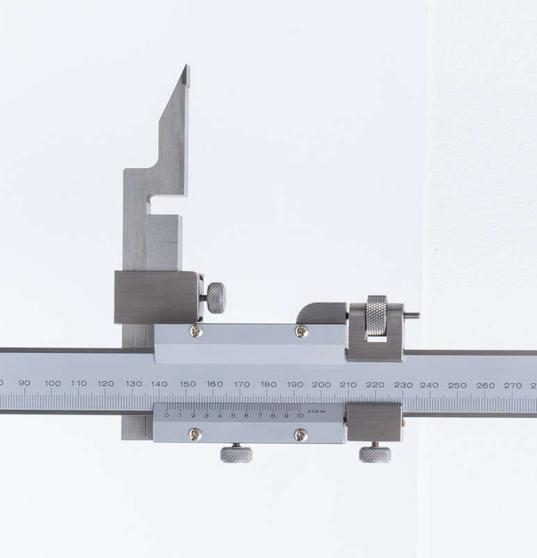 Mitutoyo No. 508-210 450mm 0.02mm Vernier Height Gauge *MINT IN THE BOX*