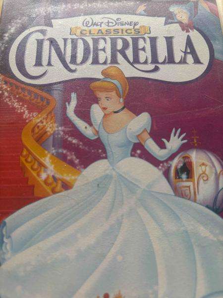 Cinderella : Animation / Family : VHS