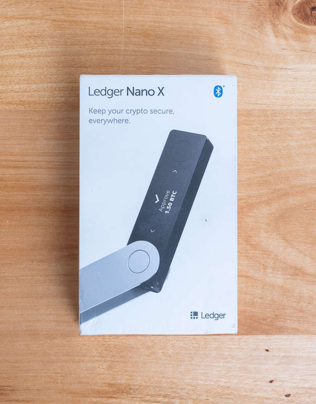 Ledger Nano X Cryptocurrency Wallet *LIKE NEW* *IN THE BOX*