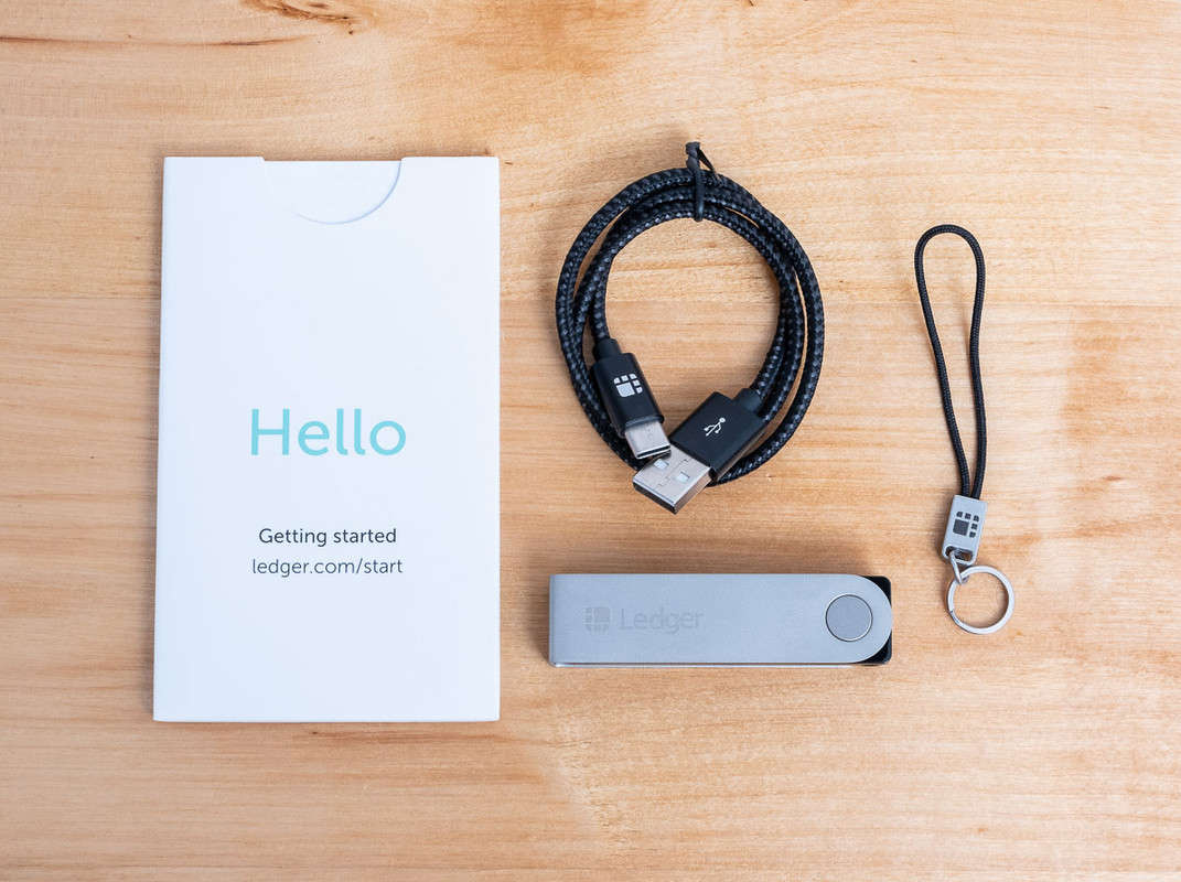 Ledger Nano X Cryptocurrency Wallet *LIKE NEW* *IN THE BOX*