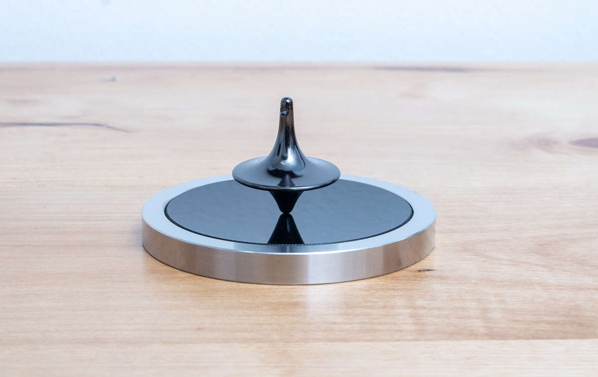 ForeverSpin ForeverBase surface base and stand for Top + Free Top