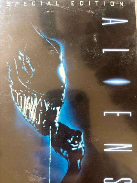 Aliens (Special Edition) : James Cameron : Sci-Fi / Action : DVD