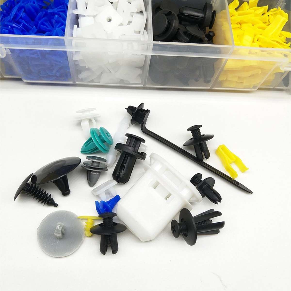 730Pcs Plastic Car Body Push Pin Rivet Fasteners Trim Moulding Clip Assortments