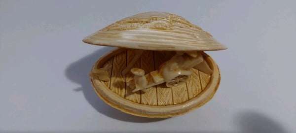 Japanese Celluloid Clam Shell Diorama - Rickshaw