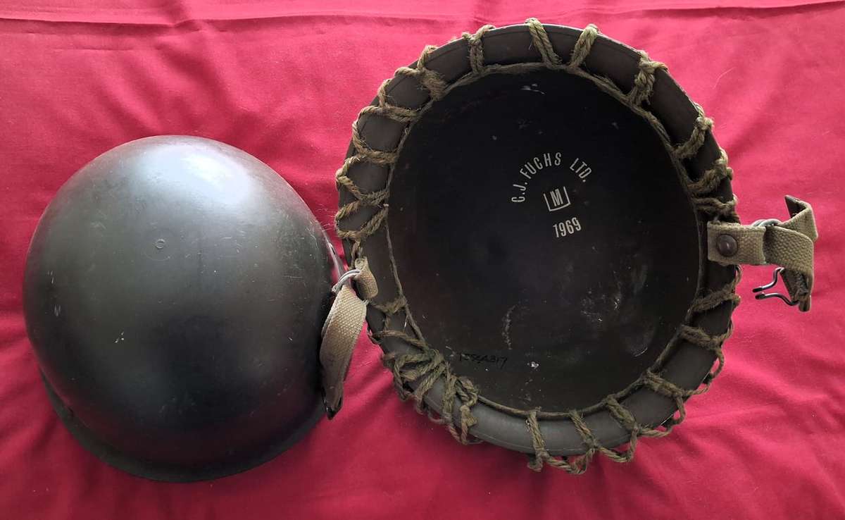 SADF Staaldak  helmet / Mosdop & Camo net - SADF Staaldak  helmet / Mosdop & Camo net