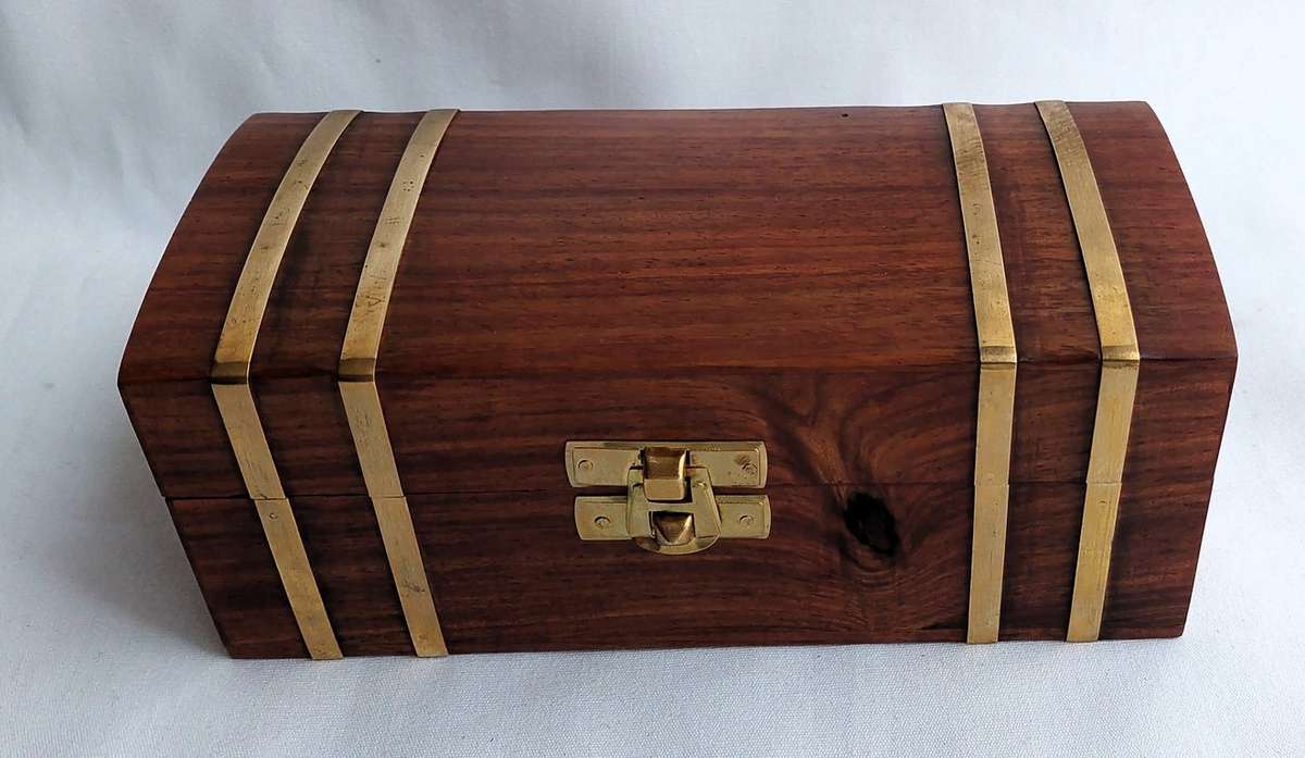 Decorative Nautical Set - Brass telescope, magnifying glass and compass in a wooden treasure chest